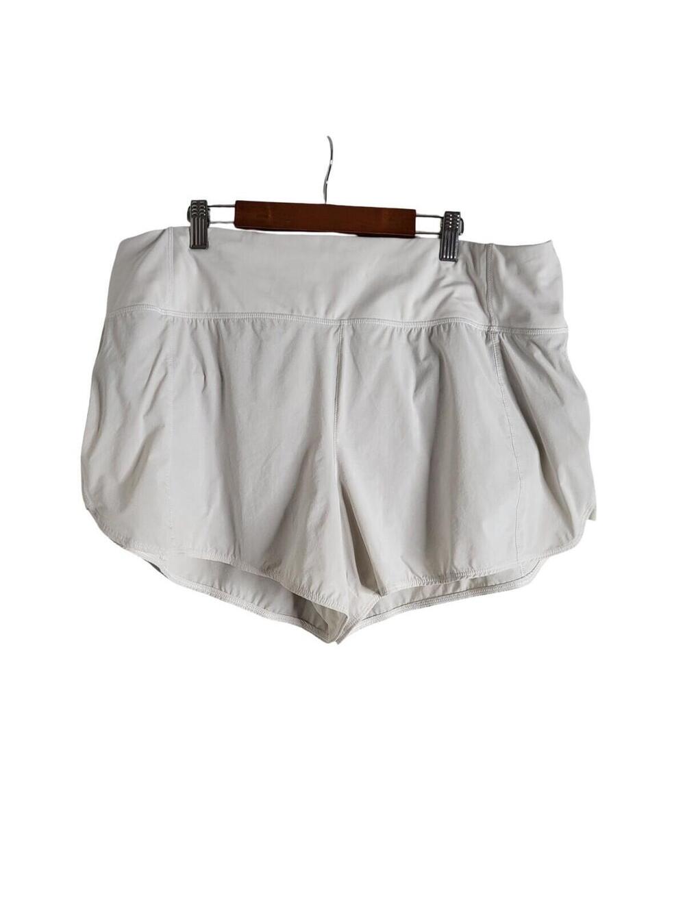 Athleta Mesh Racer Run Mid-rise Shorts Light Gray /Off White Quick Dry Size XL